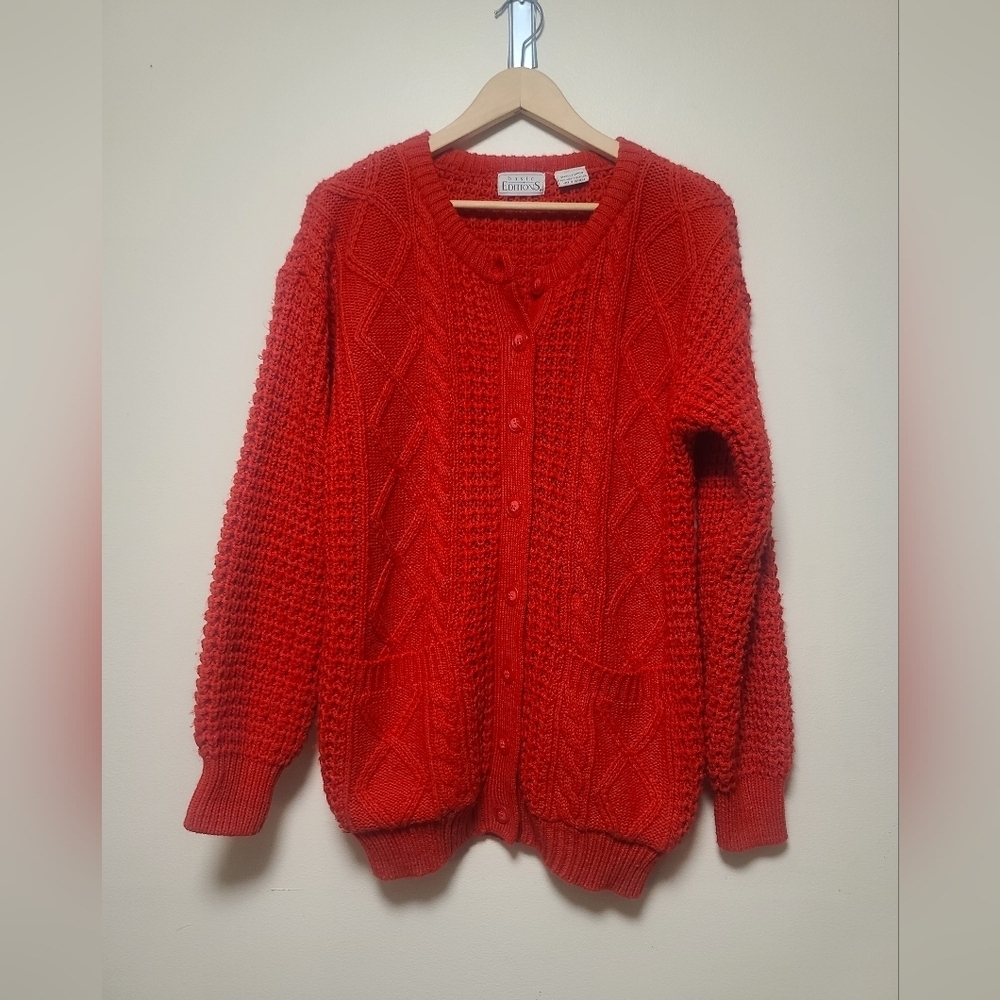 Basic Editions Vintage knit red Cardigan size small